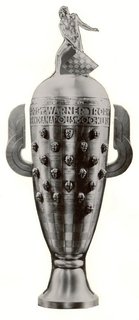 BORG-WARNER TROPHY INDIANAPOLIS 500-MILE trademark