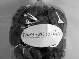 THEBESTCOOKIE.COM SPREADING LOVE THROUGHOUT THE LAND, ONE COOKIE AT A TIME trademark