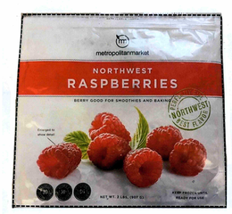 M METROPOLITAN MARKET NORTHWEST RASPBERRIES BERRY GOOD FOR SMOOTHIES AND BAKING PERFECTLY RIPE BEST FLAVOR NORTHWEST ENLARGED TO SHOW DETAIL, CALORIES 80 PER 1 CUP SERVING VITAMIN C 50% PER 1 CUP SERVING DIETARY FIBER 9G PER 1 CUP SERVING NET WT. 2 LBS. (907 G) KEEP FROZEN UNTIL READY FOR USE trademark