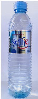 AGUA DE MESA SELFIE OZONIZADA CONTENIDO 550ML trademark