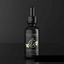 LA CANNEBERGE NATURALLY PERFECT CRANBERRY BEAUTY OIL 100% PURE CRANNBERRY OIL MADE IN WASHINGTON trademark