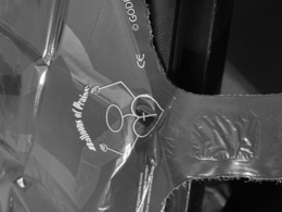 AN UPPER CASE”B” IN “BALLOONS”WITH THE REST OF THE LETTERS IN LOWER CASE ; “OF” IS IN LOWER CASE; “P” IN “PRAISE”IS IN UPPER CASE WITH THE REST IN LOWER CASE; THE WORDS “BALLOONS OF PRAISE” ARE IN AN ARCH OVER THE IMAGE; THE IMAGE IS A STYLIZED HEAD WITH NO FEATURES AND A TORSO IN THE SHAPE OF A HEART WITH A CROSS IN THE MIDDLE OF THE HEART; THERE ARE UPRAISED ARMS AND HANDS COMING FROM THE HEART SHAPED TORSO trademark