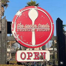 THE SPOON TRADE AMERICAN EATERY trademark